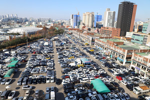 첨단시장으로 바뀌고 있는 장안평중고차시장 - 서울로컬뉴스