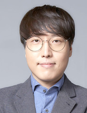 김재홍