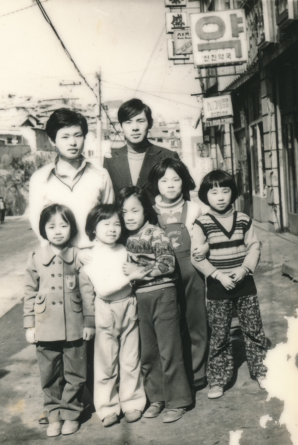 사진5 : 노진선 제공 1976년경, 선생님이자 형이자 친구같던 과외선생님들
